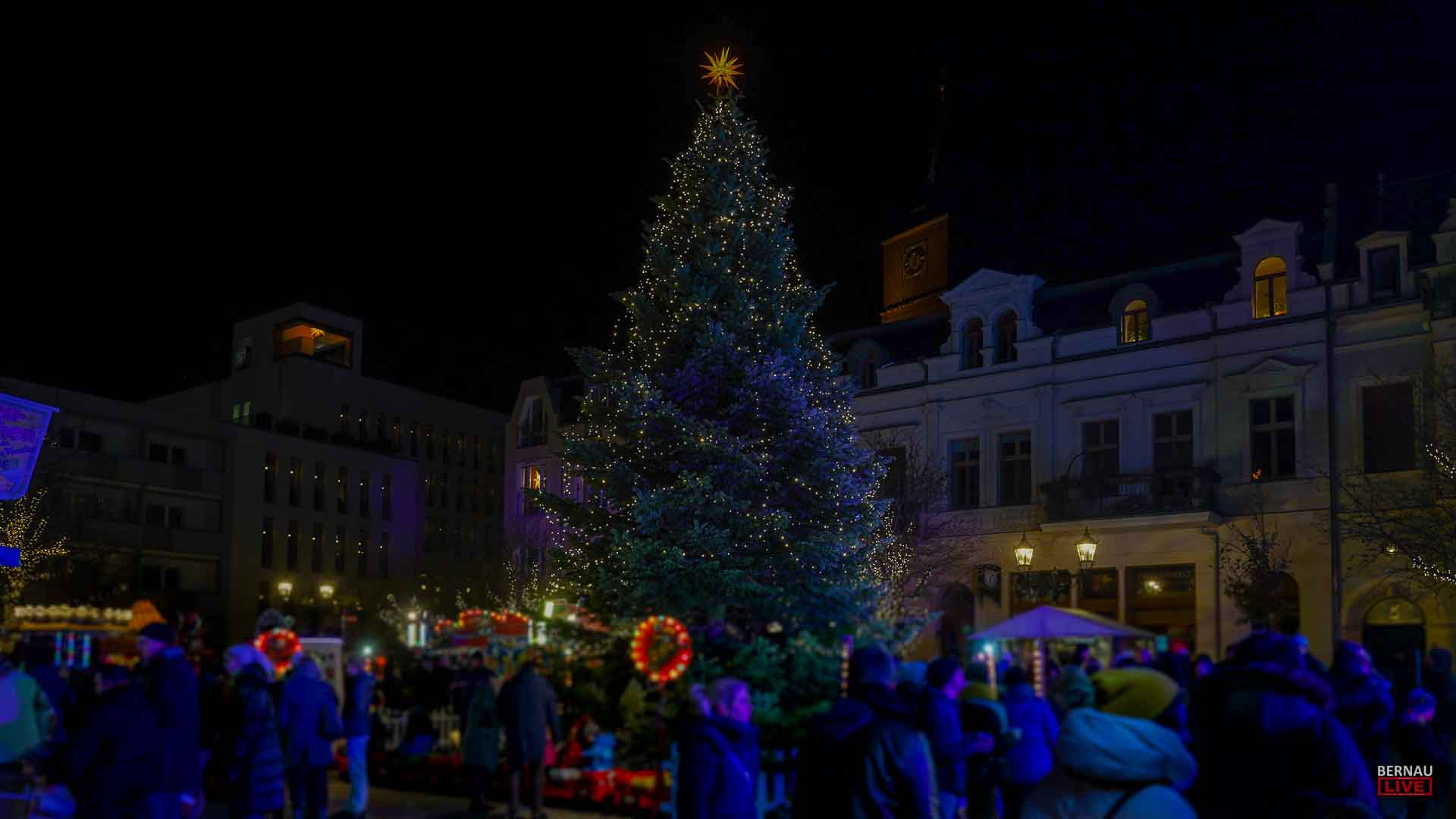 Weihnachtsmarkt: Bernau erhält eine Eisbahn auf dem Marktplatz