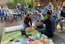 Wandlitz: Nachbarn finanzieren in Eigeninitiative einen Defibrillator