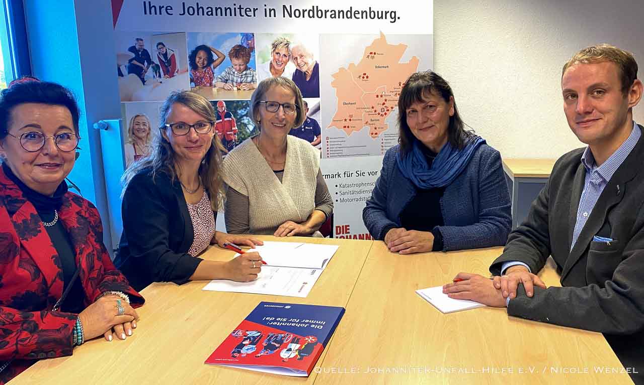 Johanniter schließen Kooperationsvertrag mit OSZ II Barnim