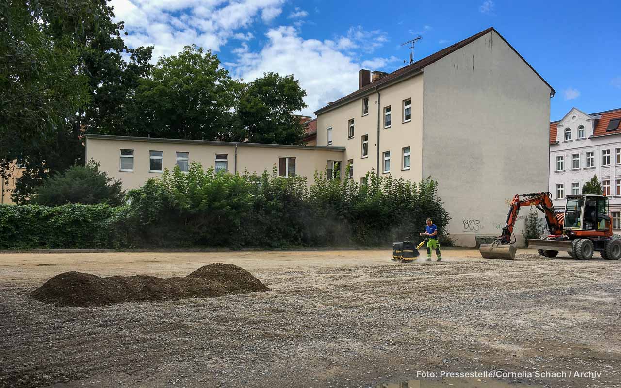 Bernau: In den Herbstfereien werden unbefestigte Straßen ausgebessert