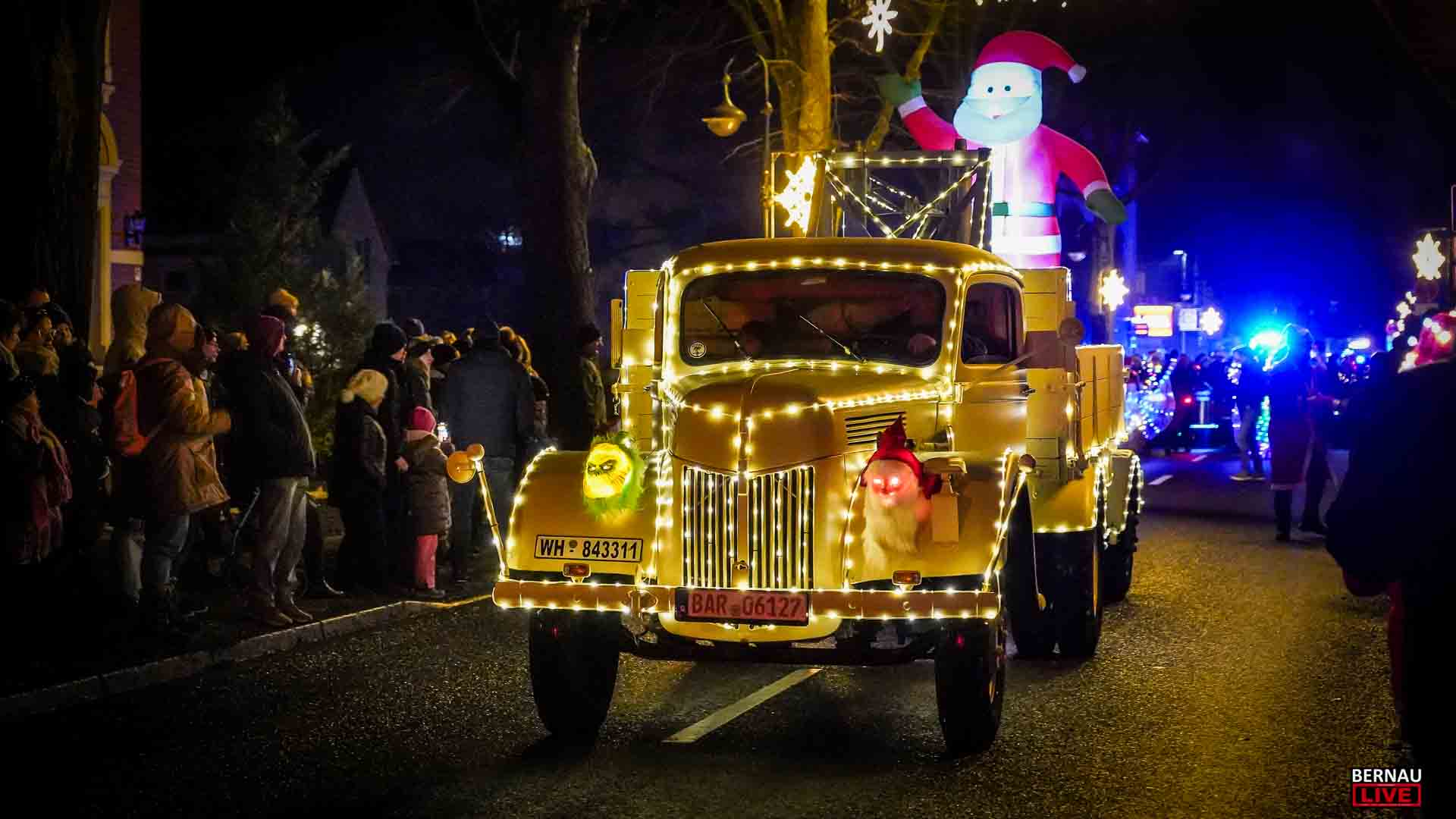 Tausende Besucher bei der Weihnachtsparade in Zepernick