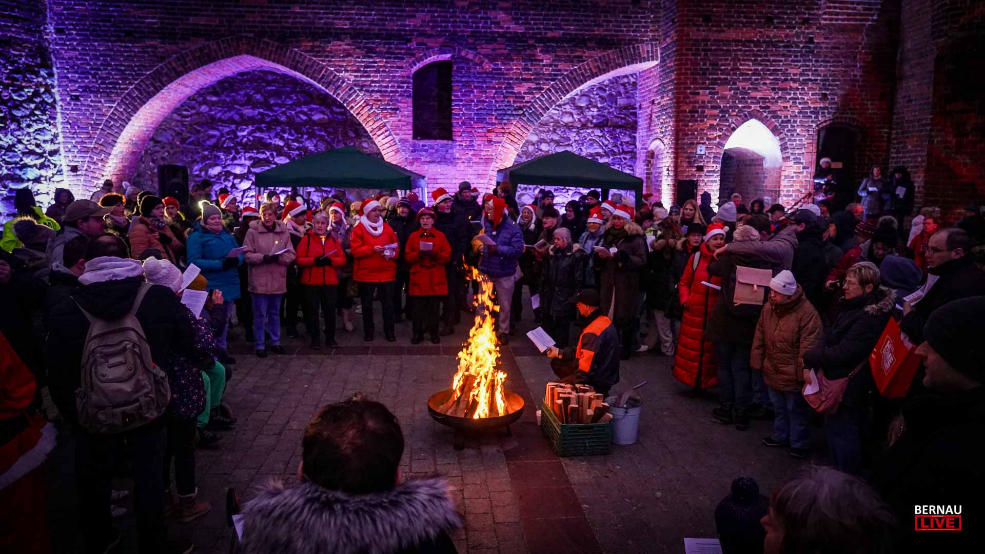 Bernau: Konzerte und Weihnachtssingen zum Advent