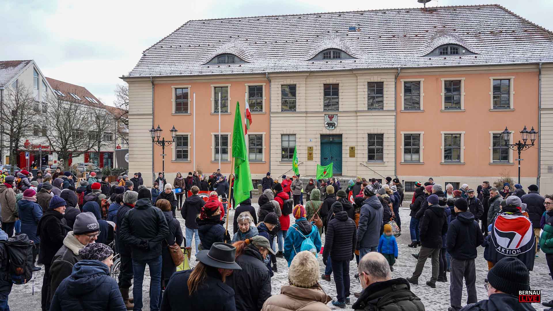 Demonstration gegen rechts auf dem Marktplatz in Bernau bei Berlin