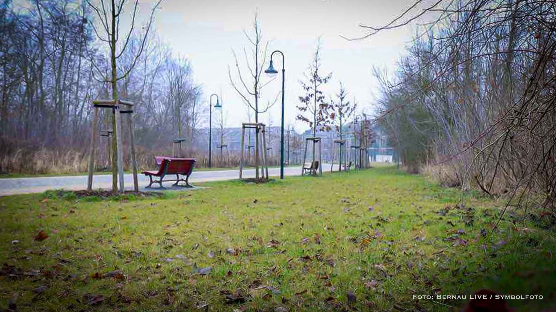 Polizeimeldungen: Frau im Bernauer Panke-Park sexuell belästigt