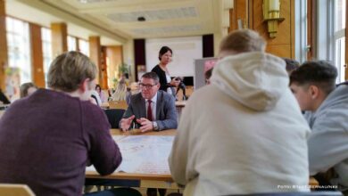 Ausgefragt? Nachgehakt - Speeddating mit Politikern am OSZ 1 Barnim in Bernau