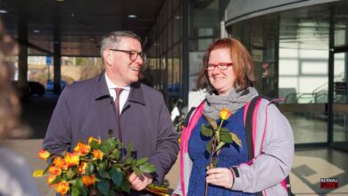 1000 Rosen to Go zum heutigen internationalen Frauentag in Bernau