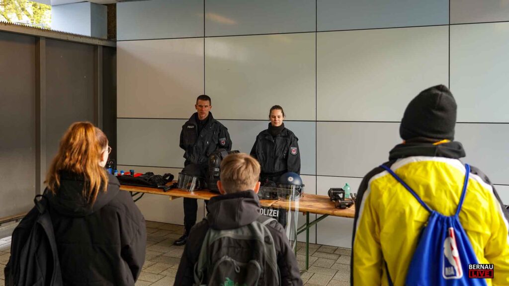 Traumberuf Polizist? In Bernau und Brandenburg wird zum Zukunftstag eingeladen 2 Bernau LIVE
