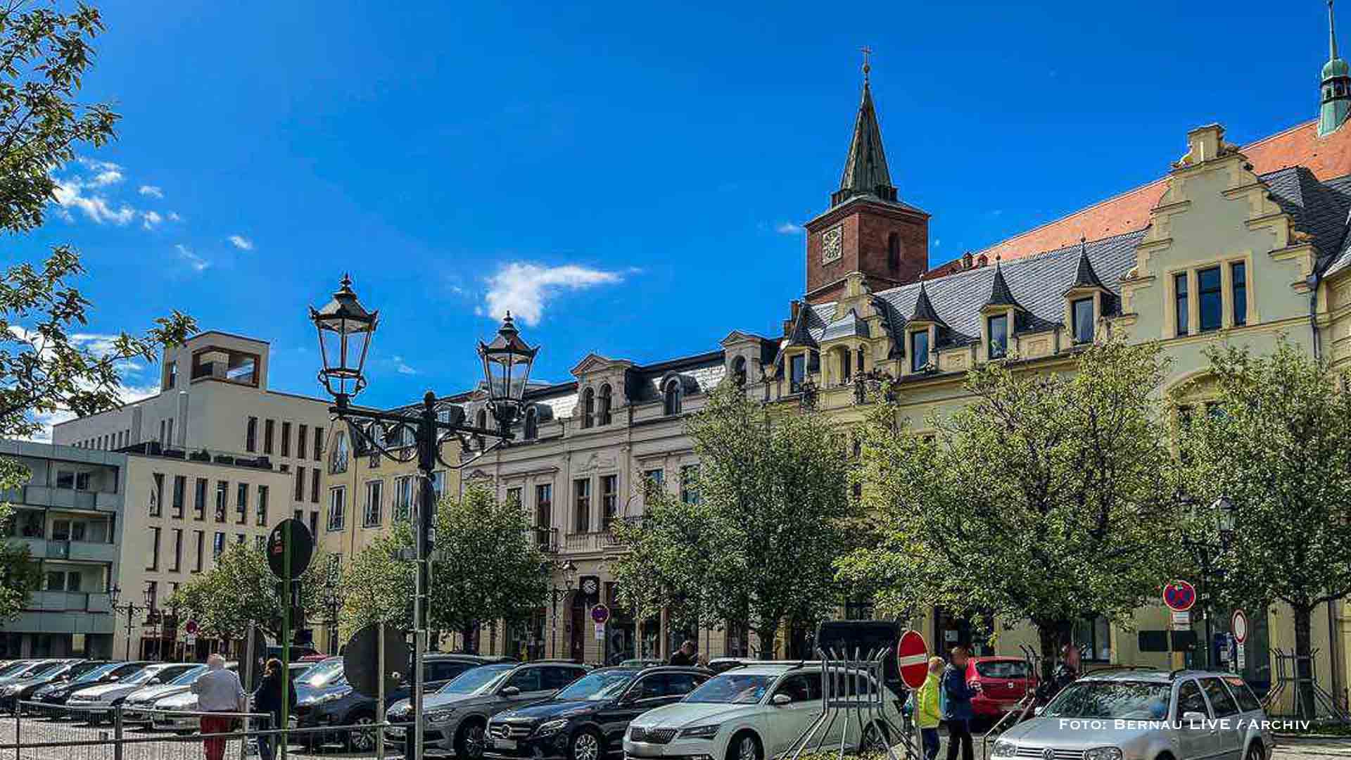 Marktplatz in Bernau wird demnächst wieder zum Parkplatz