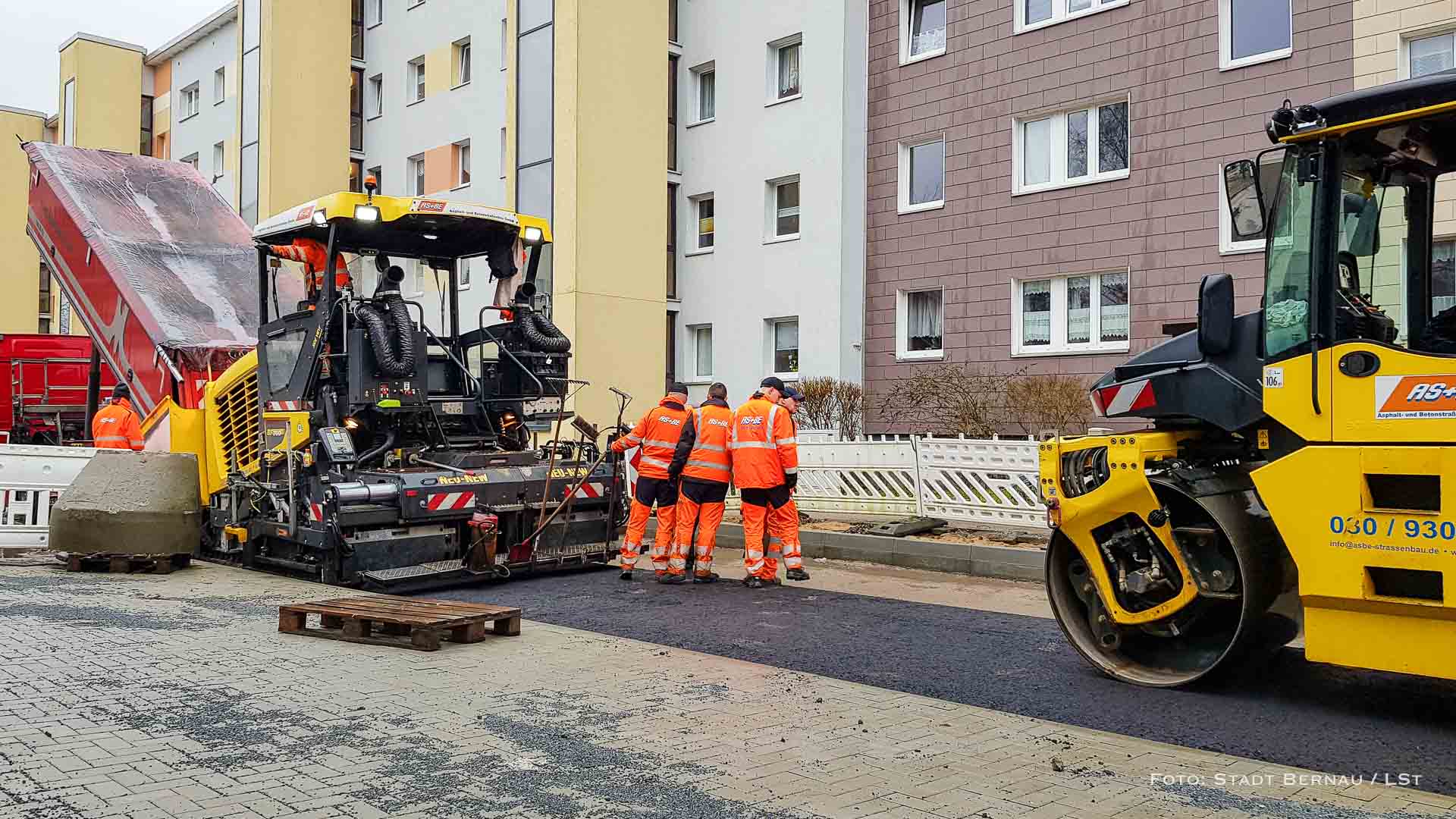 Bernau: Asphaltarbeiten in der Hermann-Duncker-Straße abgeschlossen