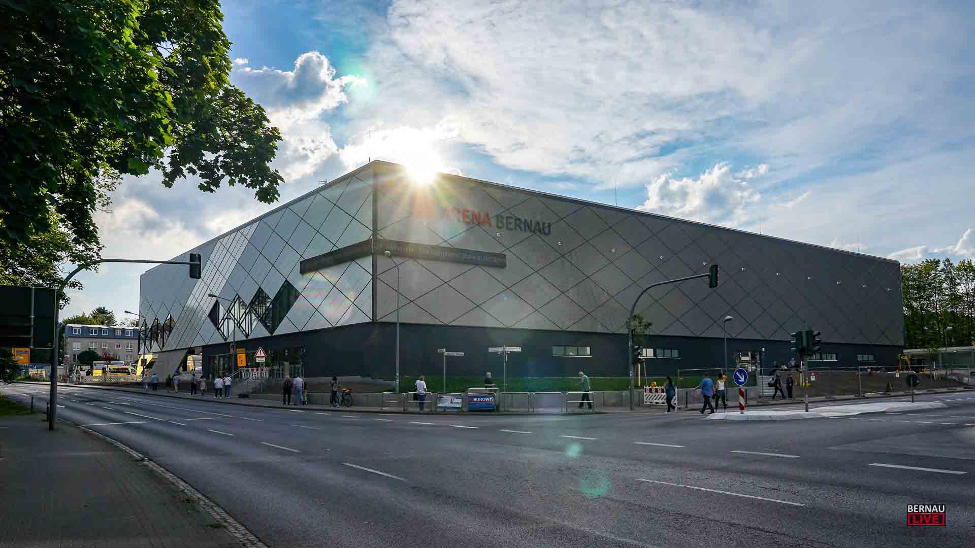 Stadtverordnetenversammlung: heute in der Sparkassen-Arena Bernau