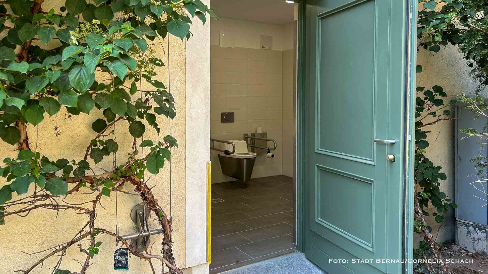 Öffentliches WC im Stadtpark Bernau in Betrieb genommen