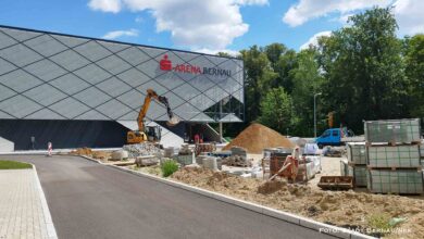 Außen- und Innenarbeiten in der Sparkassen-Arena Bernau
