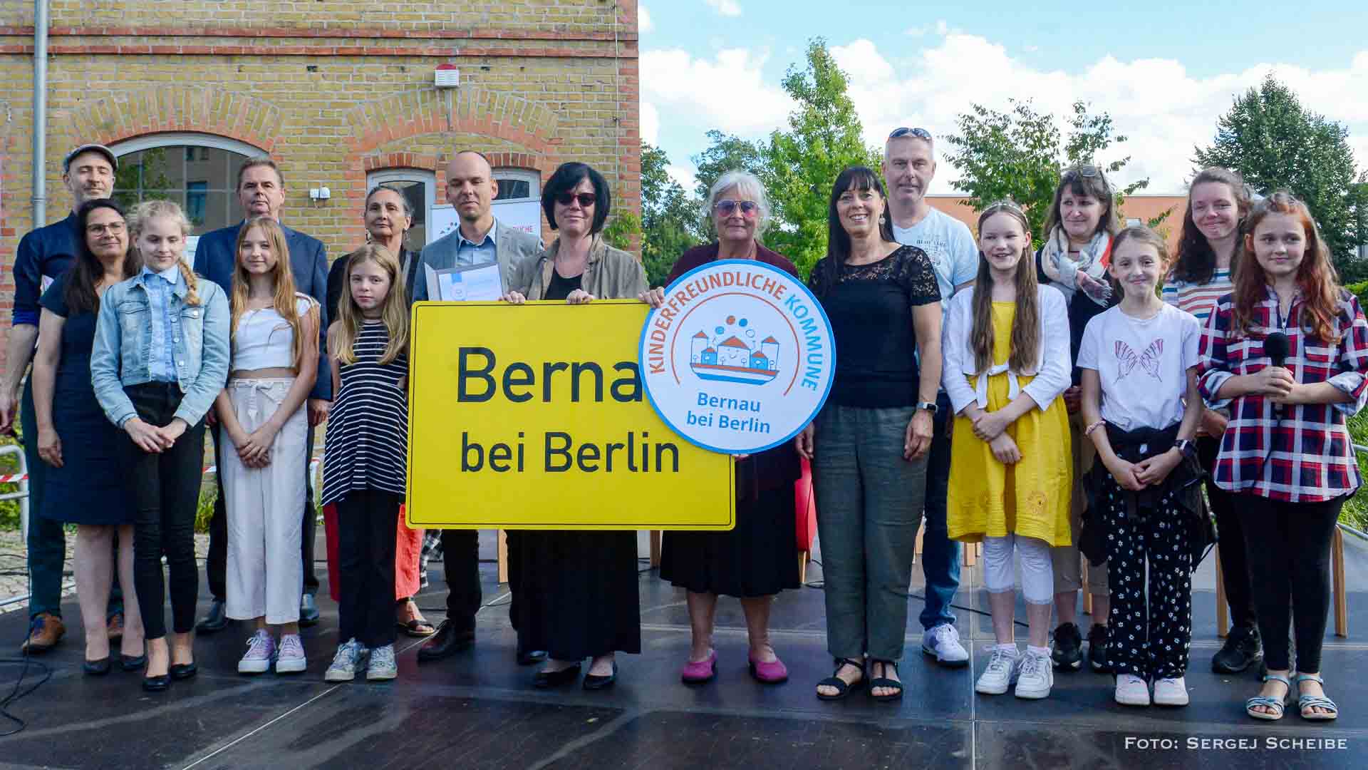 Bernau bei Berlin erhält das Siegel „Kinderfreundliche Kommune“