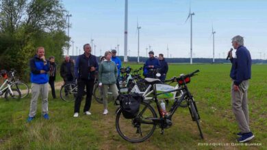Sternfahrt zum „Offenen Windrad“: Fahrradtour in den Windpark Tempelfelde