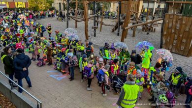 Funkeln im Dunkeln: Leuchtender Auftakt an der Grundschule Schönow