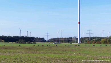 Tempelfelde: Großes Interesse an Fahrradtour zum „Offenen Windrad“