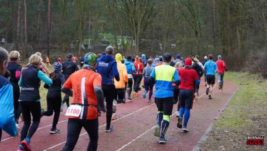 Saisonstart: Winterlauf am Bauhaus-Denkmal in Bernau Waldfrieden
