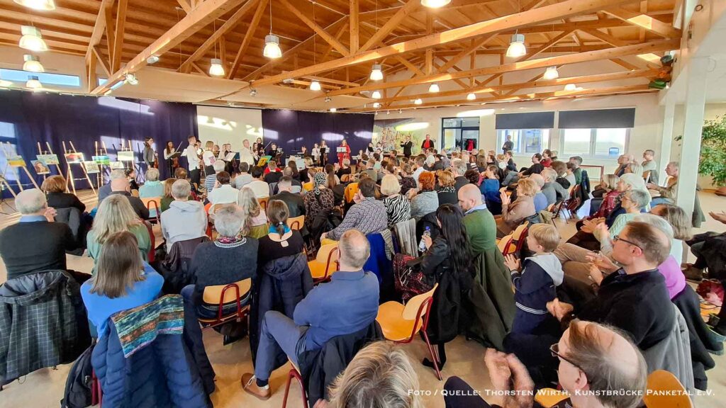 Veranstaltungen und Tipps für das Wochenende in Bernau und Barnim 3 Benefizkonzert zugunsten Ukrainehilfe in Panketal mit vielen Besuchern