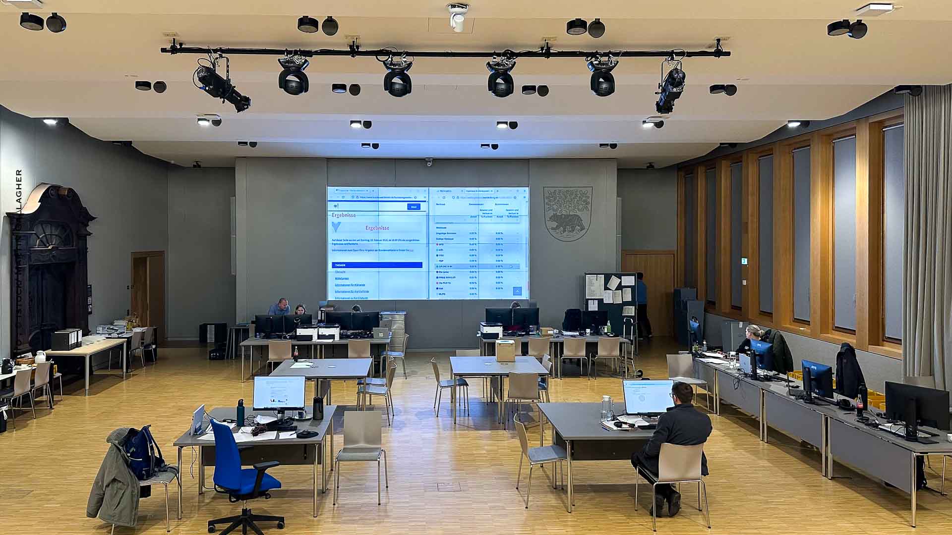 Wahllokale geschlossen - Auszählungen in Bernau haben begonnen 6 Wahllokale geschlossen - hohe Wahlbeteiligung in Bernau