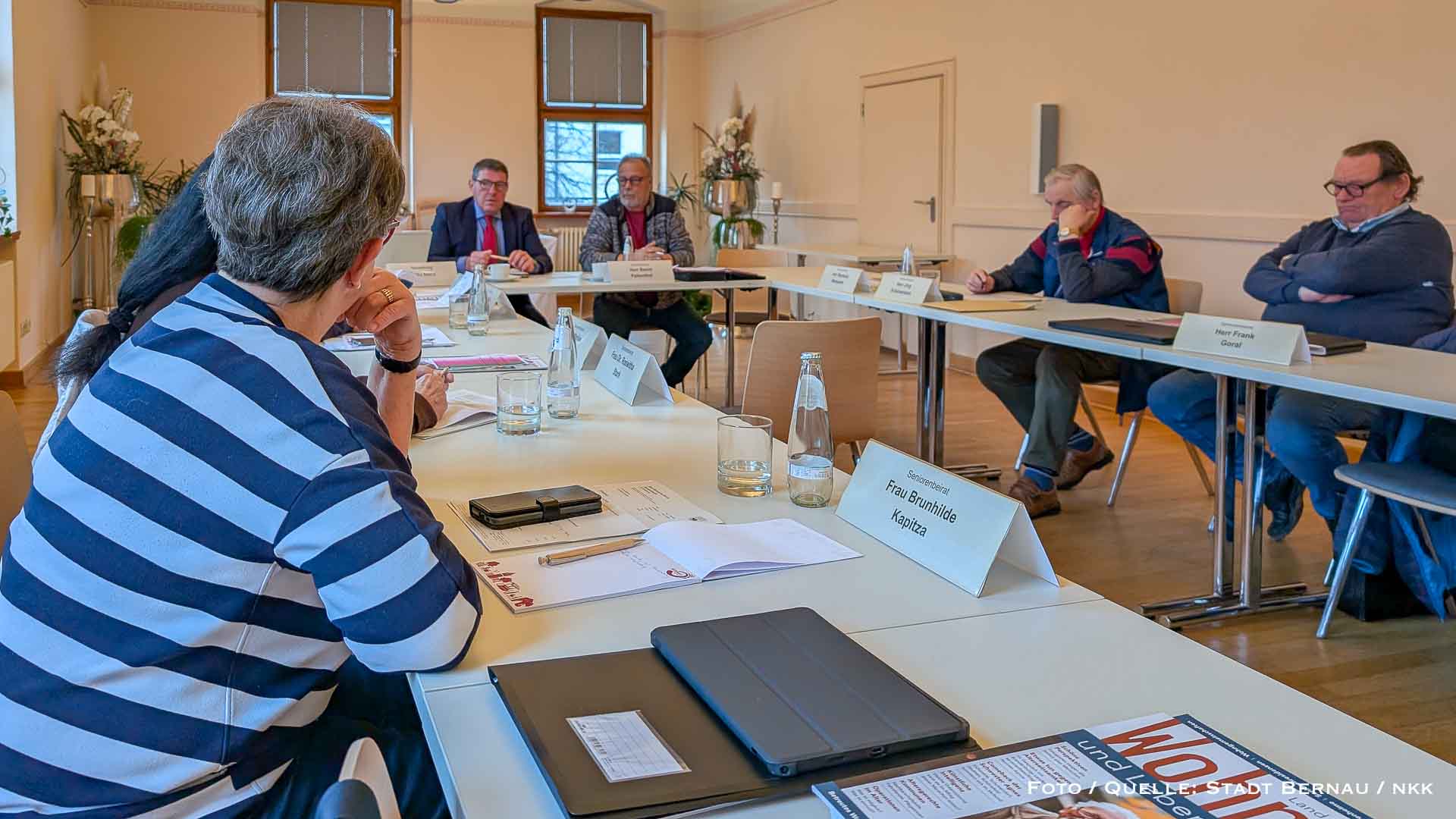 Bürgermeister im Gespräch mit dem Seniorenbeirat der Stadt Bernau