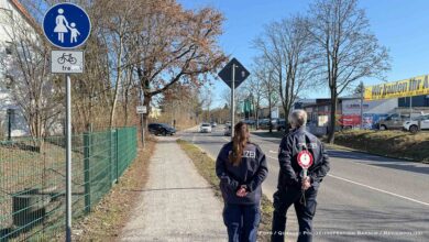 Verkehrskontrolle im Bereich Elbestraße Ecke Zepernicker Chaussee in Bernau
