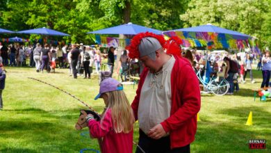 Sonnenschein und Kinderlachen: Ein perfekter Nachmittag im Bernauer Stadtpark