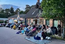 Straßenkino unterm Sternenhimmel am Samstagabend im Dorfkino Lobetal