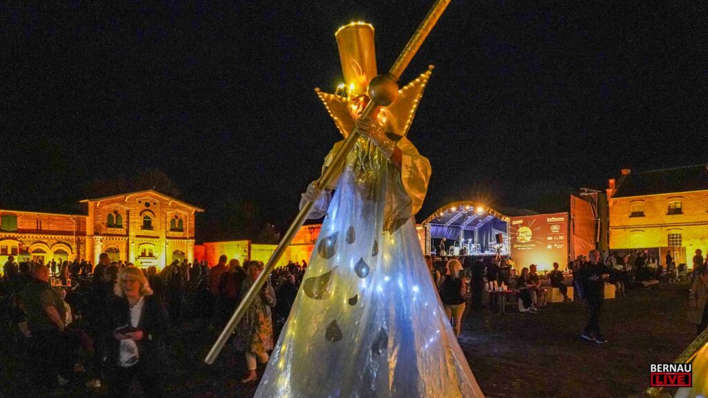 Sommermagie in Börnicke: Auf zum Inselleuchten-Festival 2026 2 Inselleuchten in Börnicke - Tickets für Samstagabend nur noch an der Abendkasse!