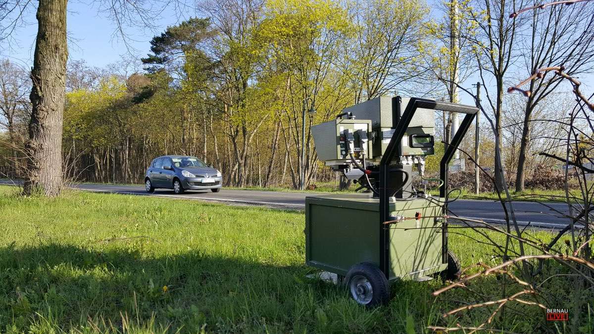 Verkehr in Brandenburg: Schwerpunktkontrollen Geschwindigkeit "ROADPOL"
