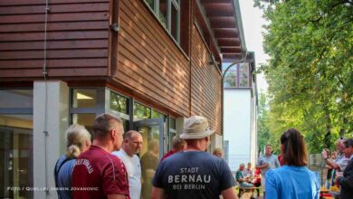 Bernaus Sportplatz wächst: Anbau am Wasserturm fertiggestellt