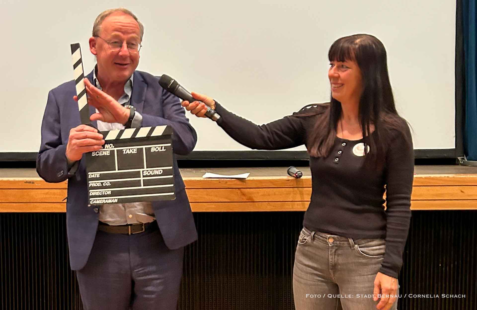 2.466 Kinder feierten das Brandenburger Kinderfilmfest in Bernau 3 Großer Andrang zum Start des 34. Kinderfilmfestes in Bernau