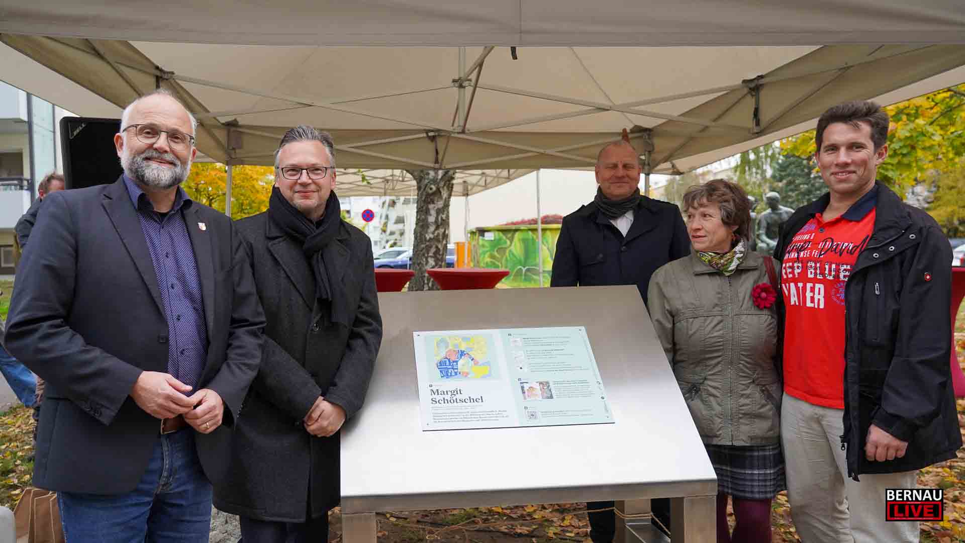 52. Brandenburger FrauenOrt in Bernau eingeweiht - Dank an Margit Schötschel 4 Bernau LIVE - Dein Stadtmagazin für Bernau bei Berlin