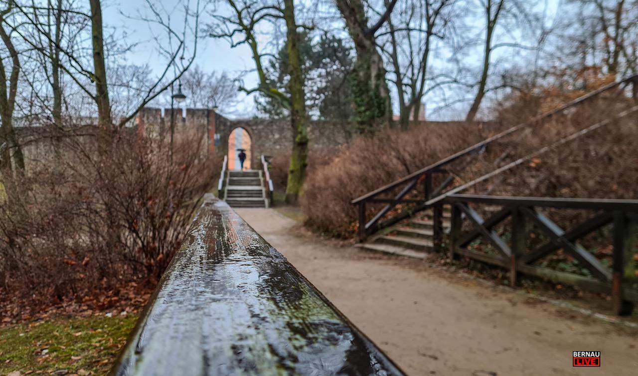 Allen einen schönen Donnerstag und guten Morgen aus Bernau