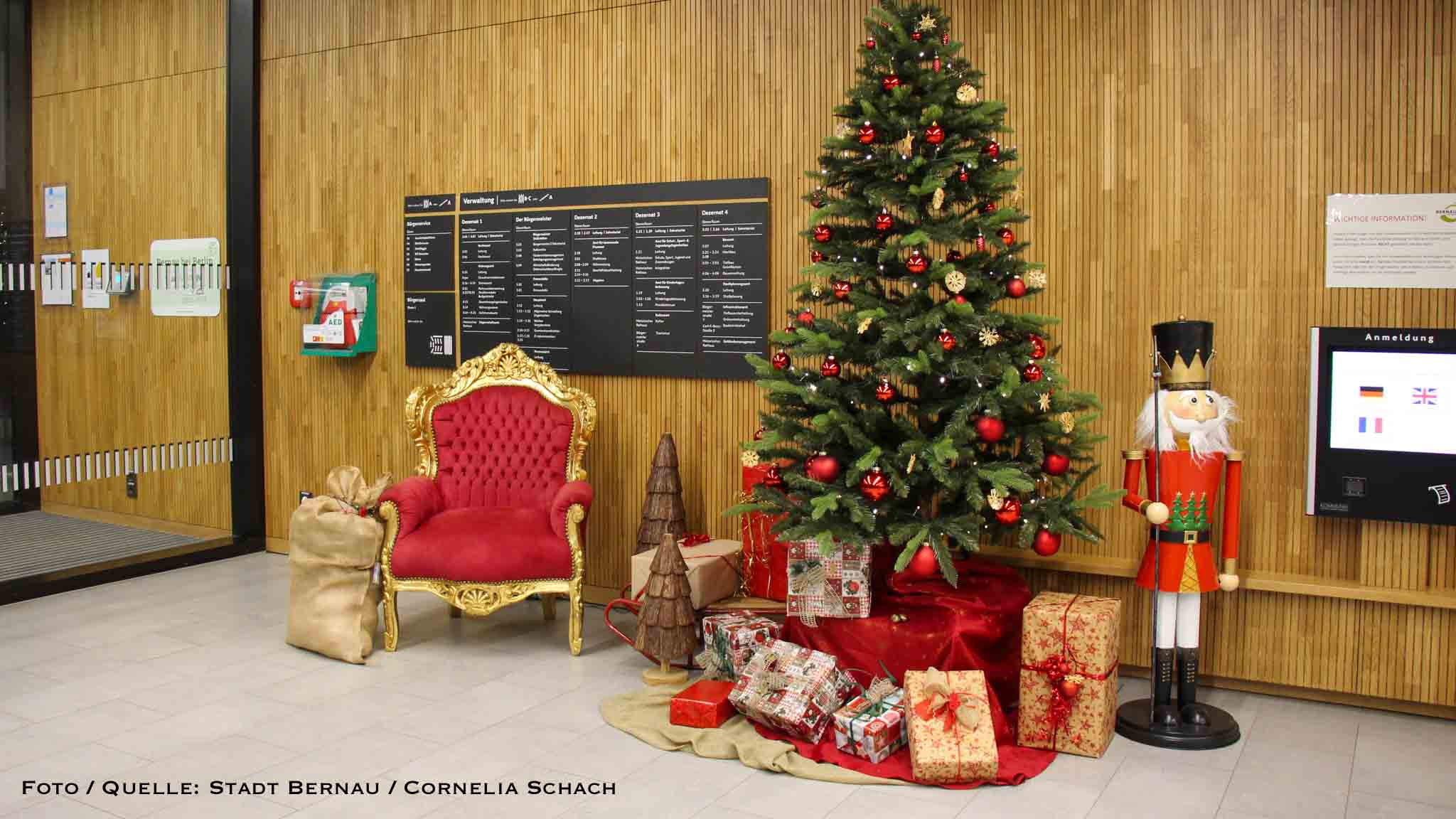Weihnachtsmann öffnet Sprechstunde im Neuen Rathaus Bernau 3 Bernau LIVE - Dein Stadtmagazin für Bernau bei Berlin