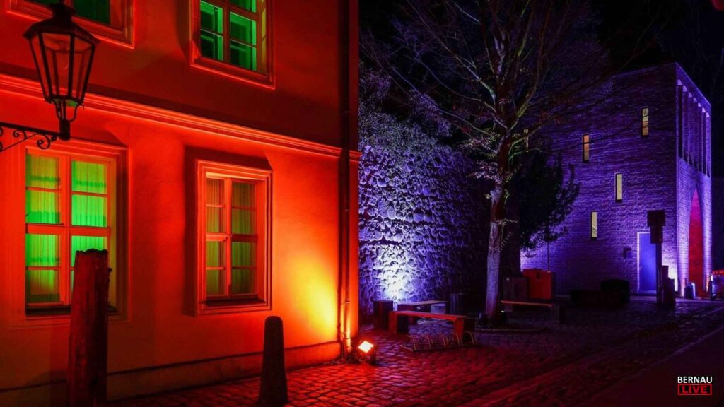 Weitere Lichtpaten gesucht: Gemeinsam für einen gelungenen Bernauer Lichterglanz 5 "Im Glanz der Geschichte“ - Weihnachtliche Stadtführung in Bernau