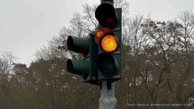 Mehr Sicherheit an der B 158: Neue Bedarfsampel in Blumberg geht in Betrieb