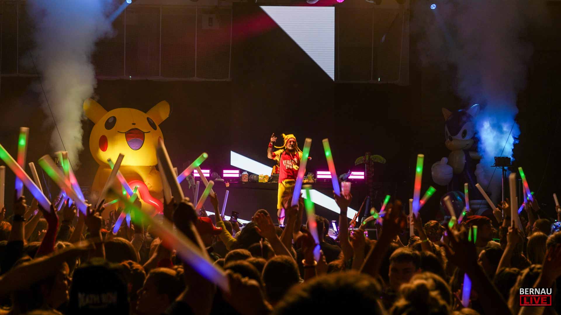 Schon ausgeschlafen? Großartiges Party-Wochenende in der S-Arena Bernau 19 Bernau LIVE - Dein Stadtmagazin für Bernau bei Berlin