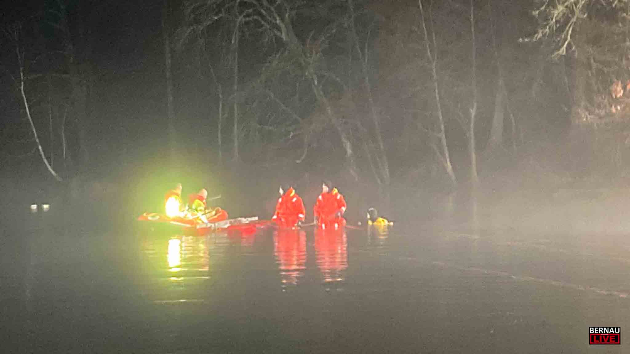 Fahrzeugbrand in Schwanebeck und PKW in Schönwalde aus Wasser geborgen