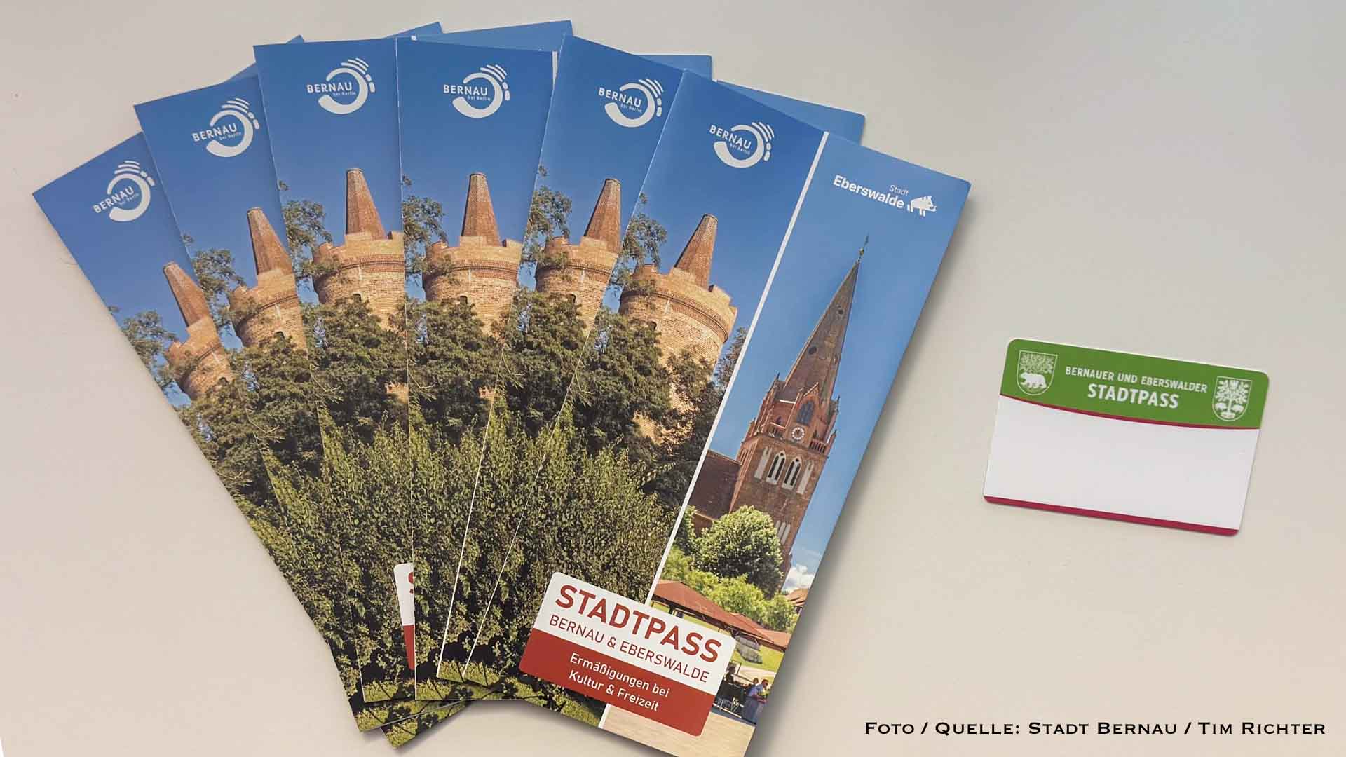 Mehr Teilhabe für alle: Stadtpass Bernau und Eberswalde jetzt auch mit Leichter Sprache