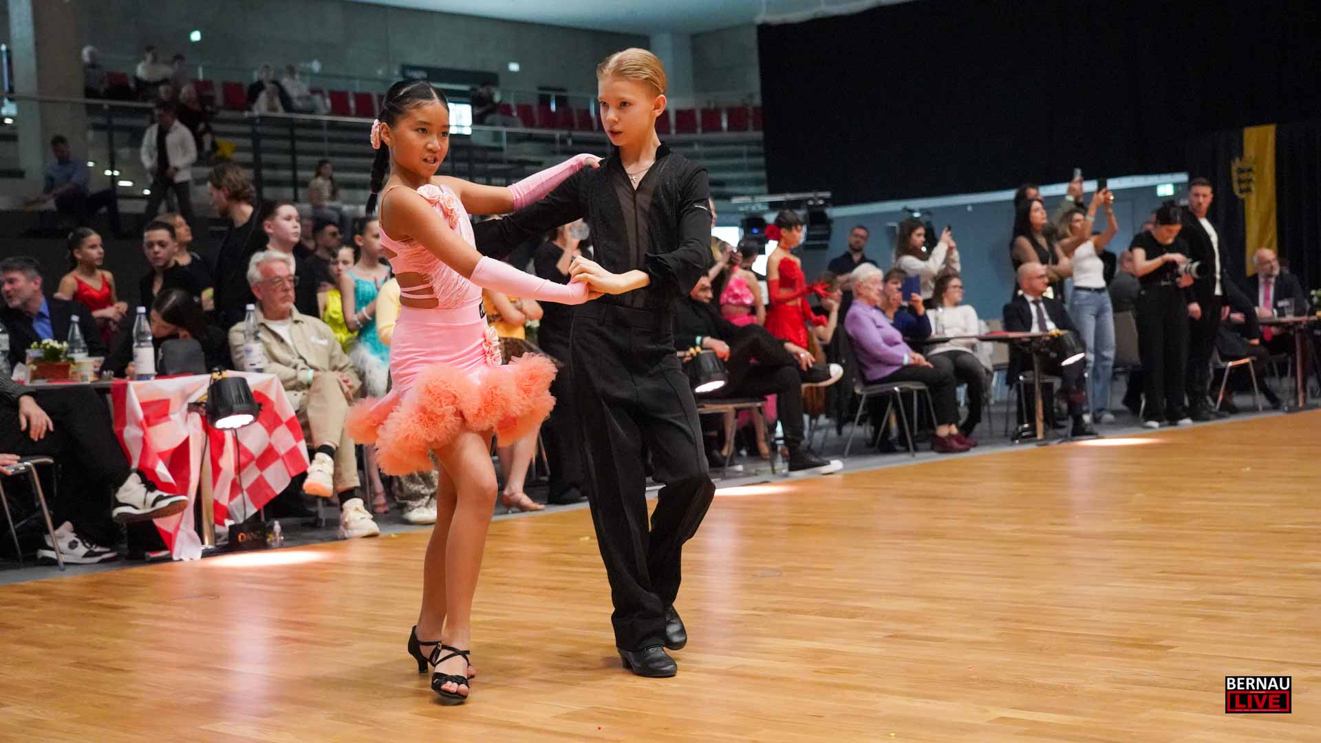 Bernau im Tanzfieber: Die nationale Latein-Elite kürt ihre Meister 3 Bernau LIVE
