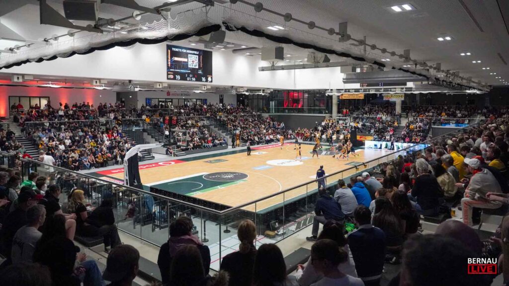 Herzschlagfinale in der Sparkassen-Arena: LOK Bernau bezwingt Westerstede 2 Herzschlagfinale in der Sparkassen-Arena: LOK Bernau bezwingt Westerstede