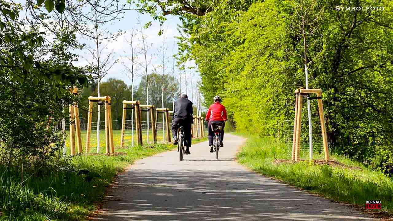 Für sichere Radwege: Radkorso verbindet Prenden, Lanke und Ladeburg