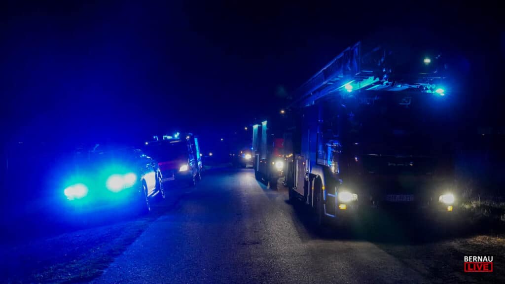 Bernau: Großeinsatz der Feuerwehr nach gemeldetem Knallgeräusch