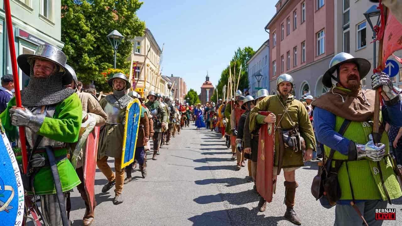 33. Hussitenfest Bernau: Schilderträger und Strohhüte gesucht