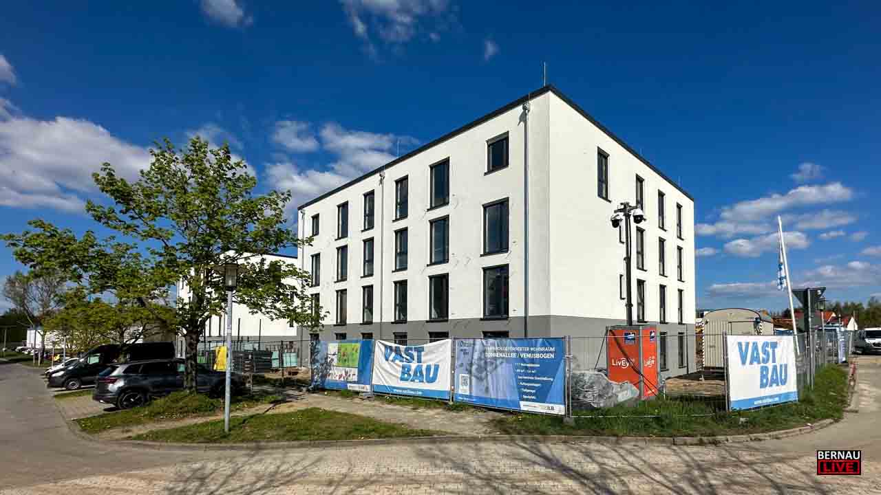 Sonnenallee Bernau: Haus 1 vollvermietet – Vermietungsstart für Haus 2