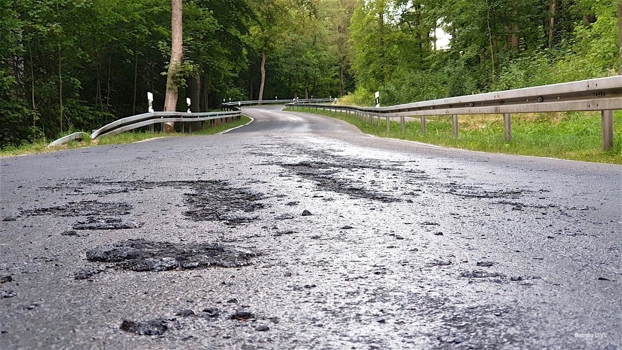 Hitze-Welle in Brandenburg: Straßenmeistereien in erhöhter Alarmbereitschaft