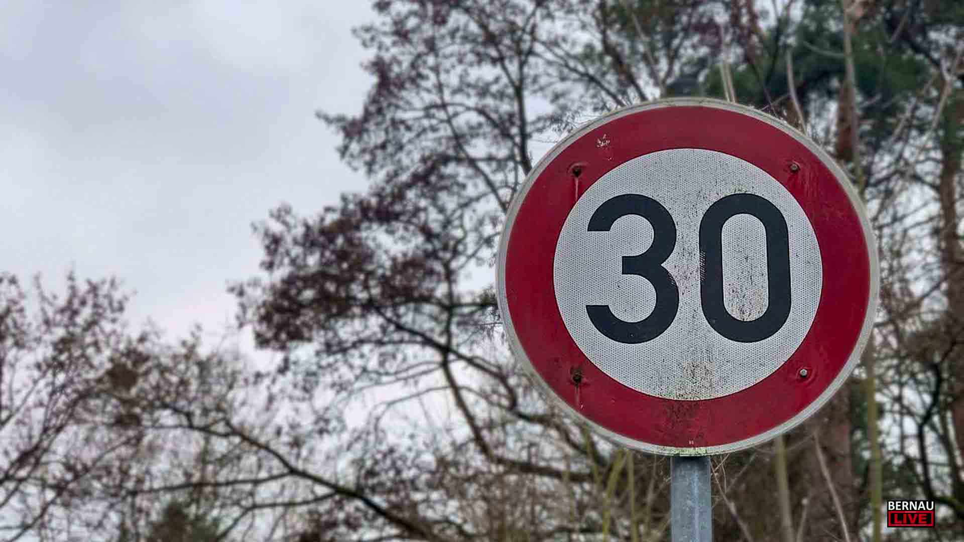 Verkehrssicherheit: BVB / Freie Wähler fordern Tempo 30 an der Malzmühle 1 Verkehrssicherheit: BVB / Freie Wähler fordern Tempo 30 an der Malzmühle
