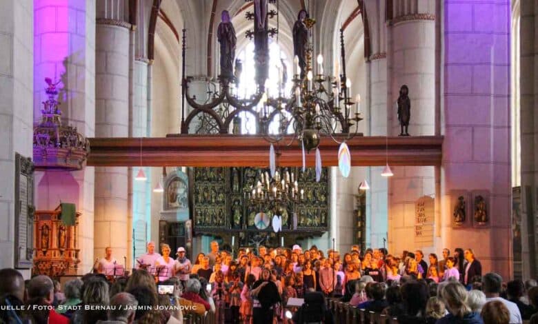 Klangvolles Zeichen für den Frieden in der St. Marienkirche Bernau