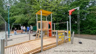 Bernau: Neugestalteter Spielplatz am Fröbelweg in Schönow offiziell freigegeben