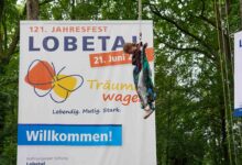 Sommerhitze und Gewitterschauer: Lobetaler Jahresfest trotzt dem Wetter mit bester Laune
